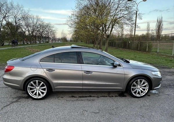 Volkswagen CC cena 30000 przebieg: 280000, rok produkcji 2010 z Warszawa małe 277